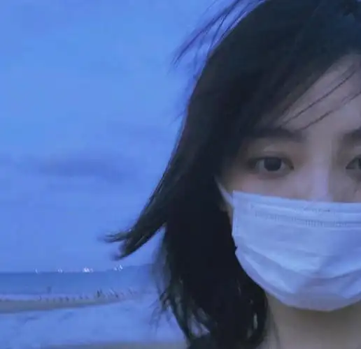 两小姐的头像    ·谭松韵    #谭松韵回归长发