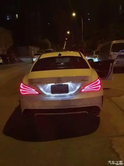 骚气的蝴蝶尾灯,历代最美,不接受反驳,勿喷,哈哈!