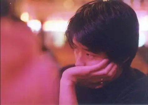 顶楼#周丹泰(演员 严基俊)年轻的时候