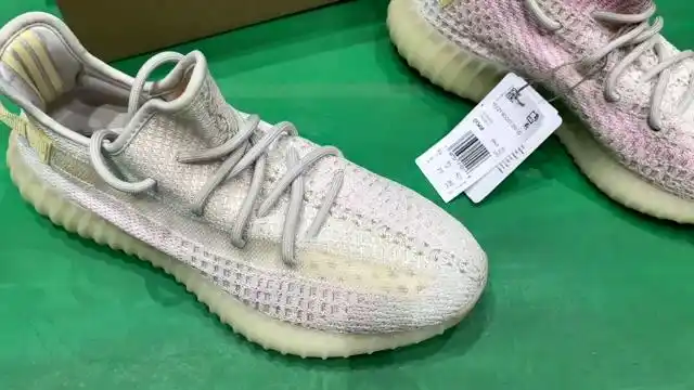椰子 adidas originals yeezy 350 v2 "light" 米色 米白