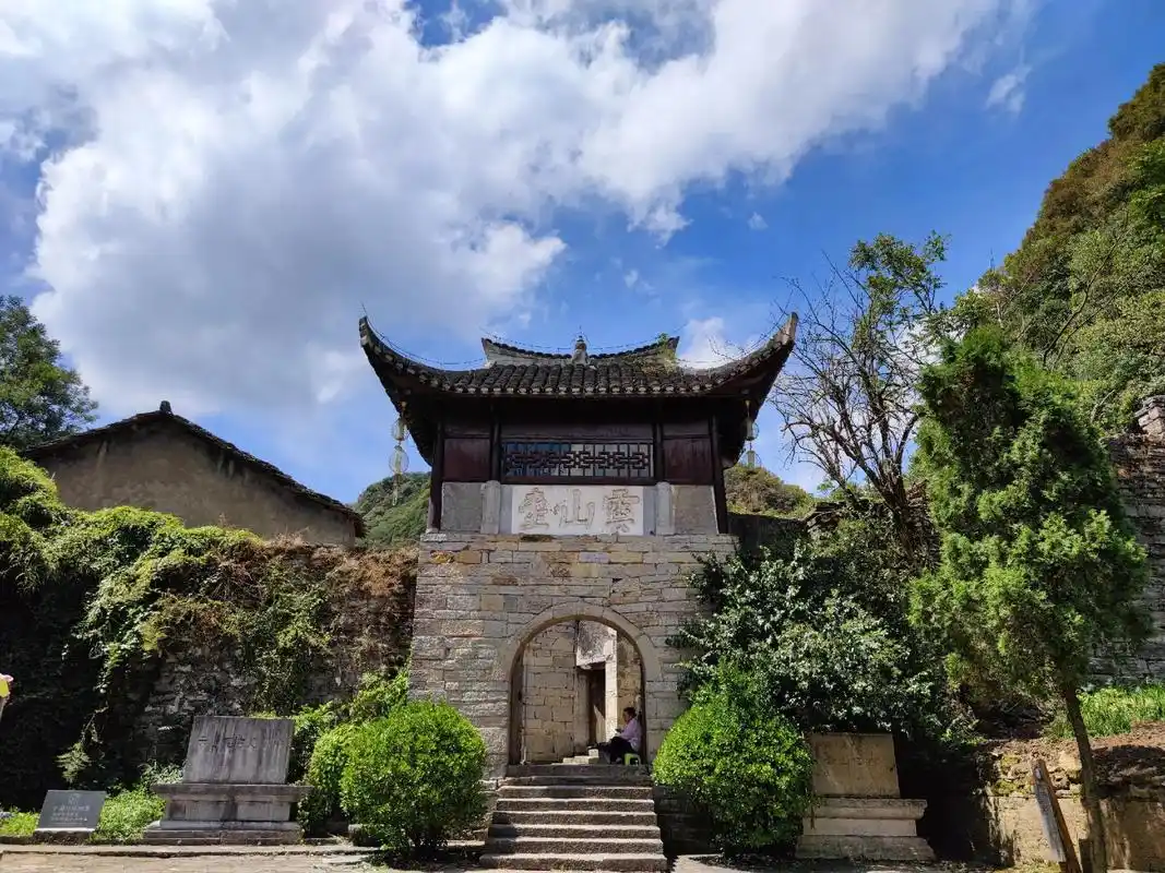 【旅图04】贵州安顺·云峰屯堡.云山屯被学者誉为"冷兵器时代 - 抖音