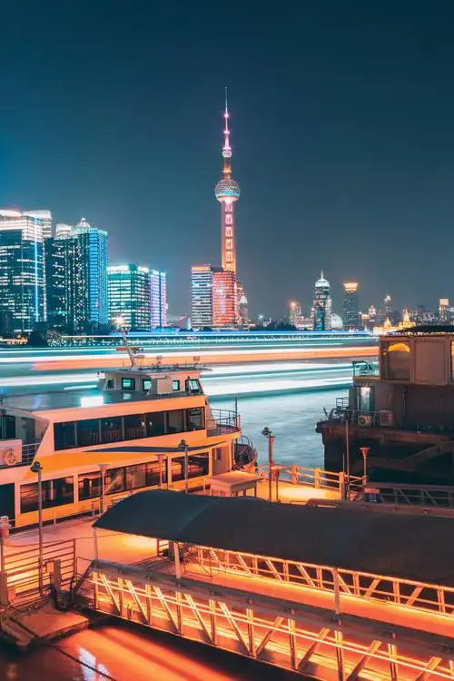 渡口上海陆家嘴夜景