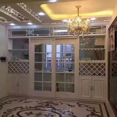 推拉门和酒柜一体化