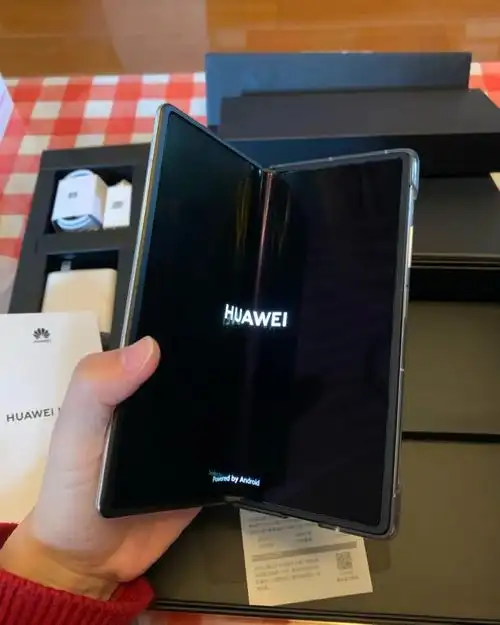 华为matex2折叠屏