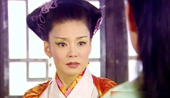 阴蚀王有多爱王母你看看他对待红儿和橙儿的差别就知道了