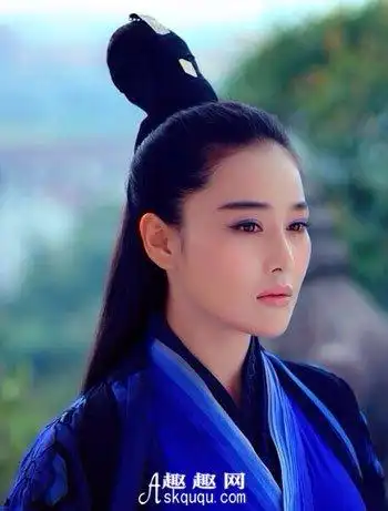 张馨予饰演李莫愁