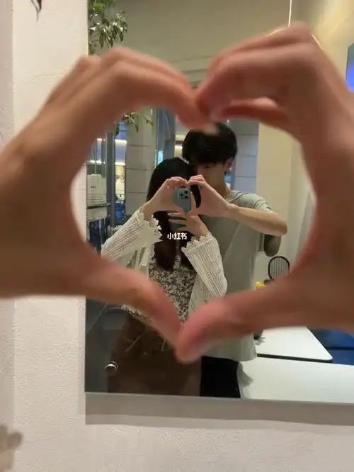 甜甜的情侣拍照姿势看过来啦!09