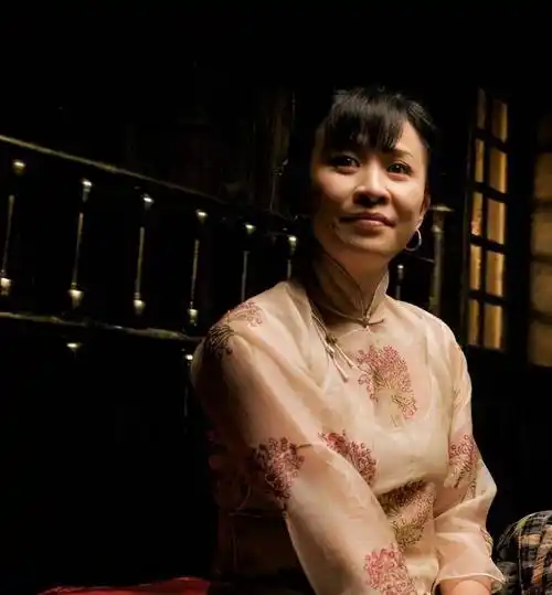 原创让子弹飞幕后冷知识姜文曾写信邀周润发拍床戏时清空全场