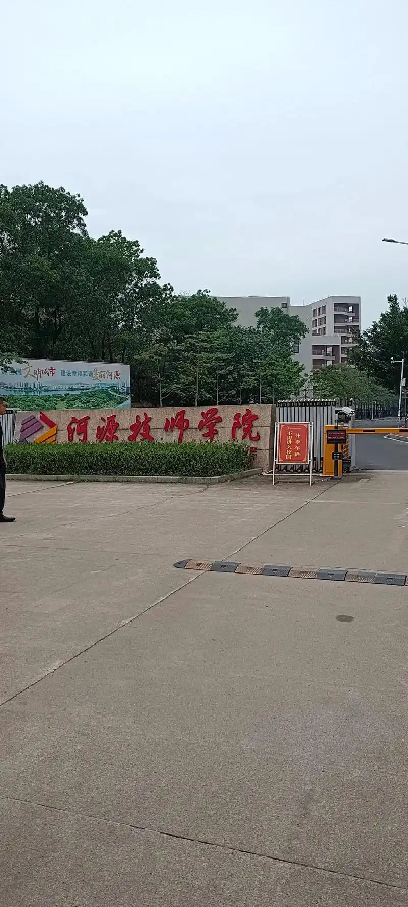 考完综合能力才知道什么叫"能力有限",考完实务才知道原来也不