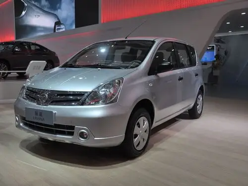 骊威图片|2012深港澳车展骊威图片 – 车主之家