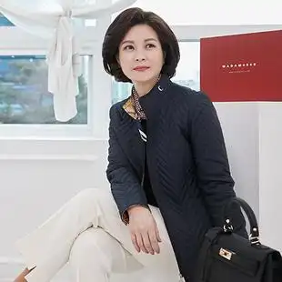 韩国代购中老年妈妈装冬季纯色立领拉链外套休闲简约百搭通勤聚会