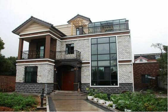 农村二楼阳台怎么装修这类阳台适不适合封上呢