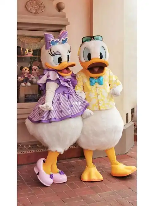 迪士尼里最爱的是你俩贵妇黛西