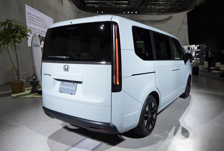 实用性不输奥德赛!本田新款7座mpv亮相,搭载e:hev混动系统