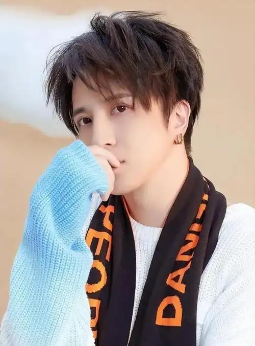 央视回应!薛之谦"盗摄"争议愈演愈烈,再发文称"文字乃凶器"