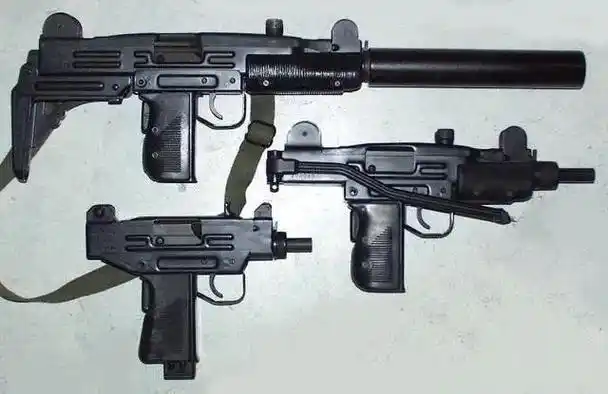 州长施瓦辛格都爱用的以色列乌兹冲锋枪萨沙的兵器图谱第344期