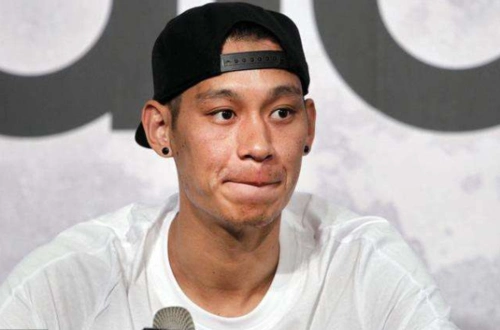 原创林书豪——回馈中国最多的cba外援,他的心比很多国人还要鲜红!