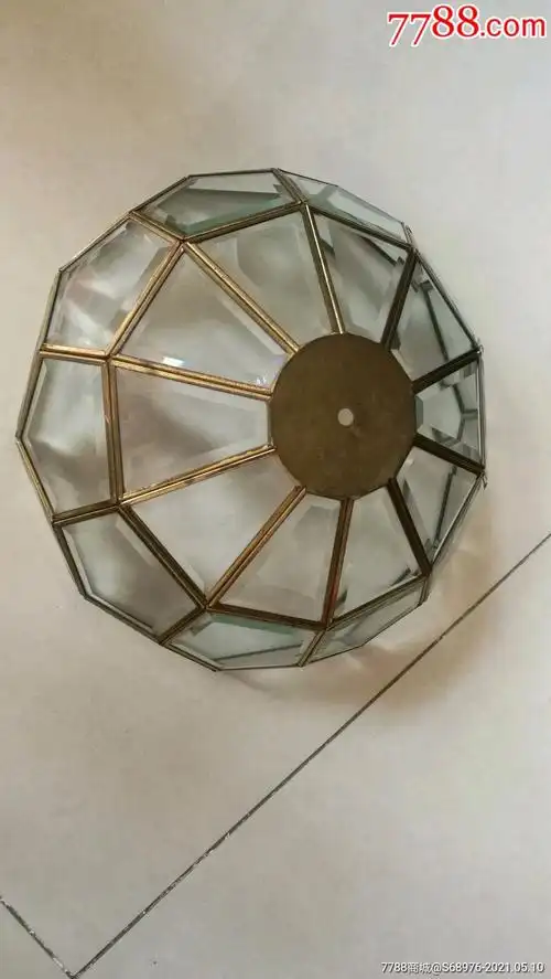 老灯罩7080年代磨料玻璃大灯罩直径37cm有一处瑕疵见图非常漂亮可用可