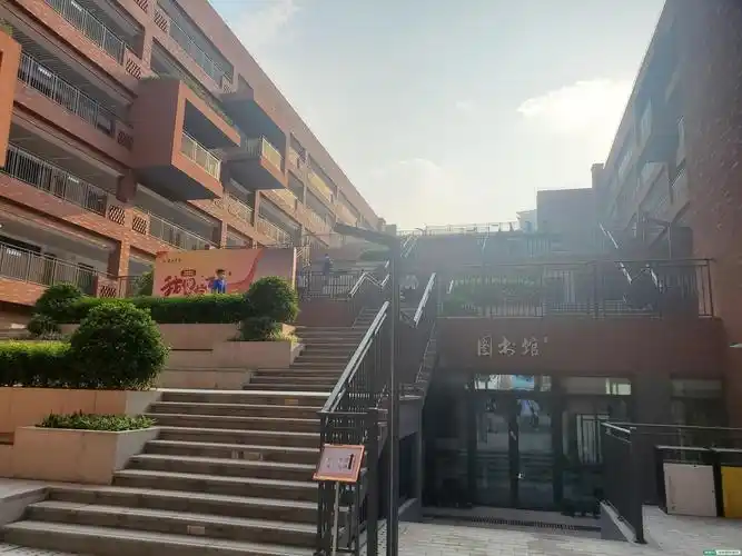 深圳中学初中部全新校园投入使用(图6)