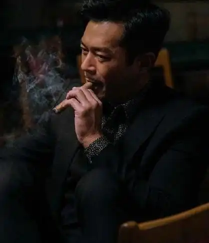 古天乐图片头像黑白(古天乐照片近期高清头像) - 搞笑男生头像 - 艾伊