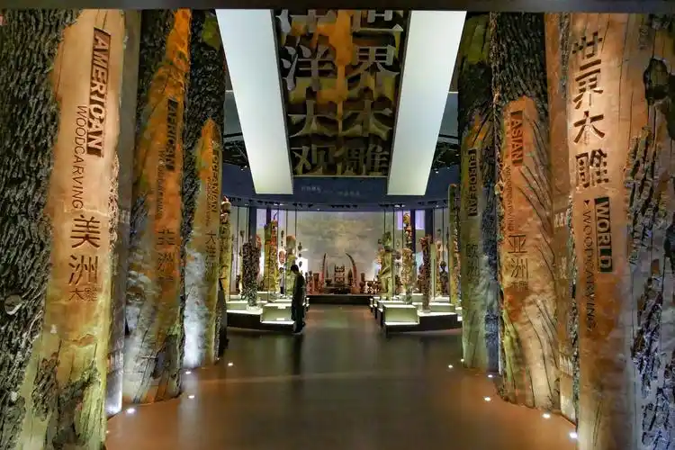 中国木雕博物馆参观见闻