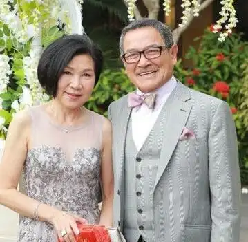 李馥莹个人资料简历李馥莹老公和儿子是谁2