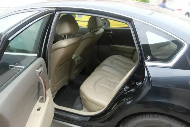 天籁日产后排座椅放倒安装 天籁日产后排座椅放倒安装教程