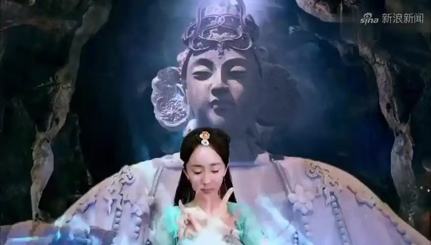 元始天尊和女娲下棋,道士胆敢叫元始天尊让路,天尊大怒