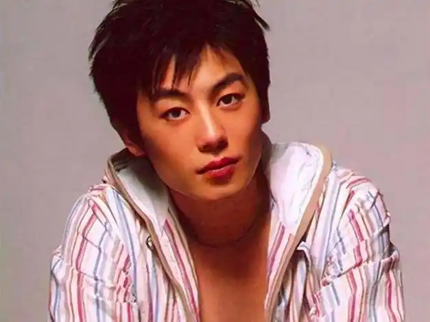 回顾朱亚文:抛弃相恋七年的富家女,转身爱上陈思诚女友,结局如何?