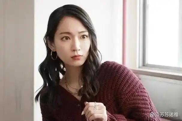 吉冈里帆久违的电视剧~在恋爱漫画家为铃木亮平进行假想恋爱