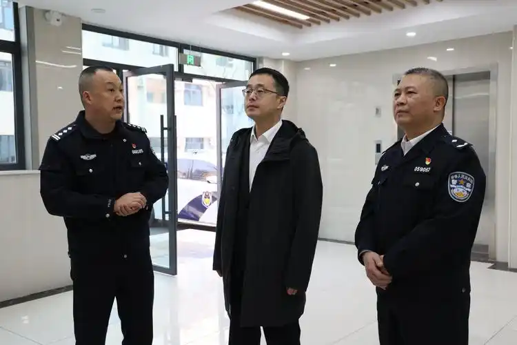 隐患排查筑防线 安全迎新贺岁末