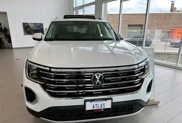 大众atlas途昂:卓越品质与豪华体验的完美结合,6缸引擎 7座 四驱