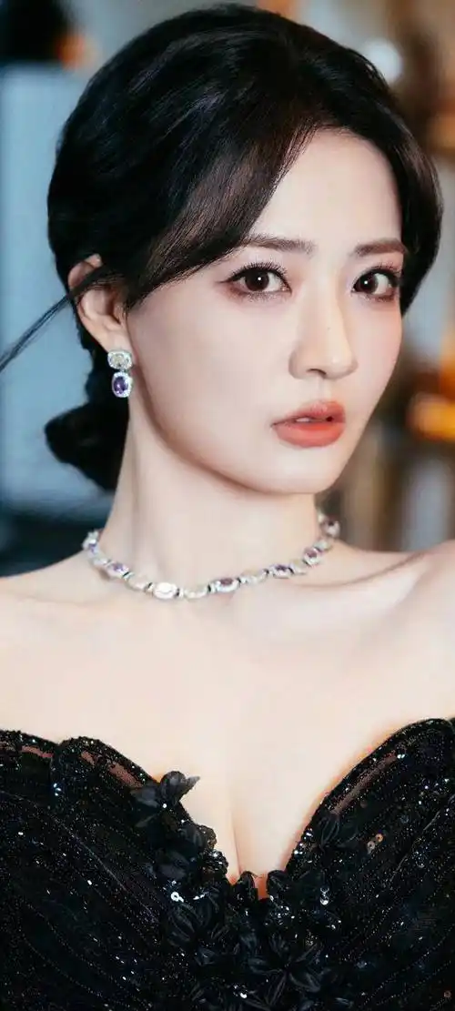 美女系列壁纸第592期-徐璐