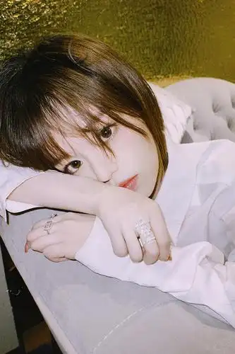 哇妹妹黄霄云偷偷发歌啦毕业快乐