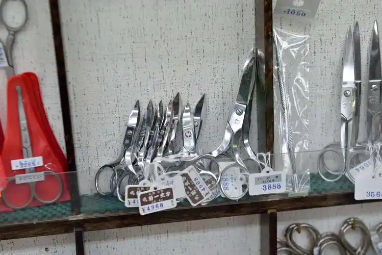 日本关西自助之旅 –京都 kyoto〈菊一文字〉百年武士刀本店