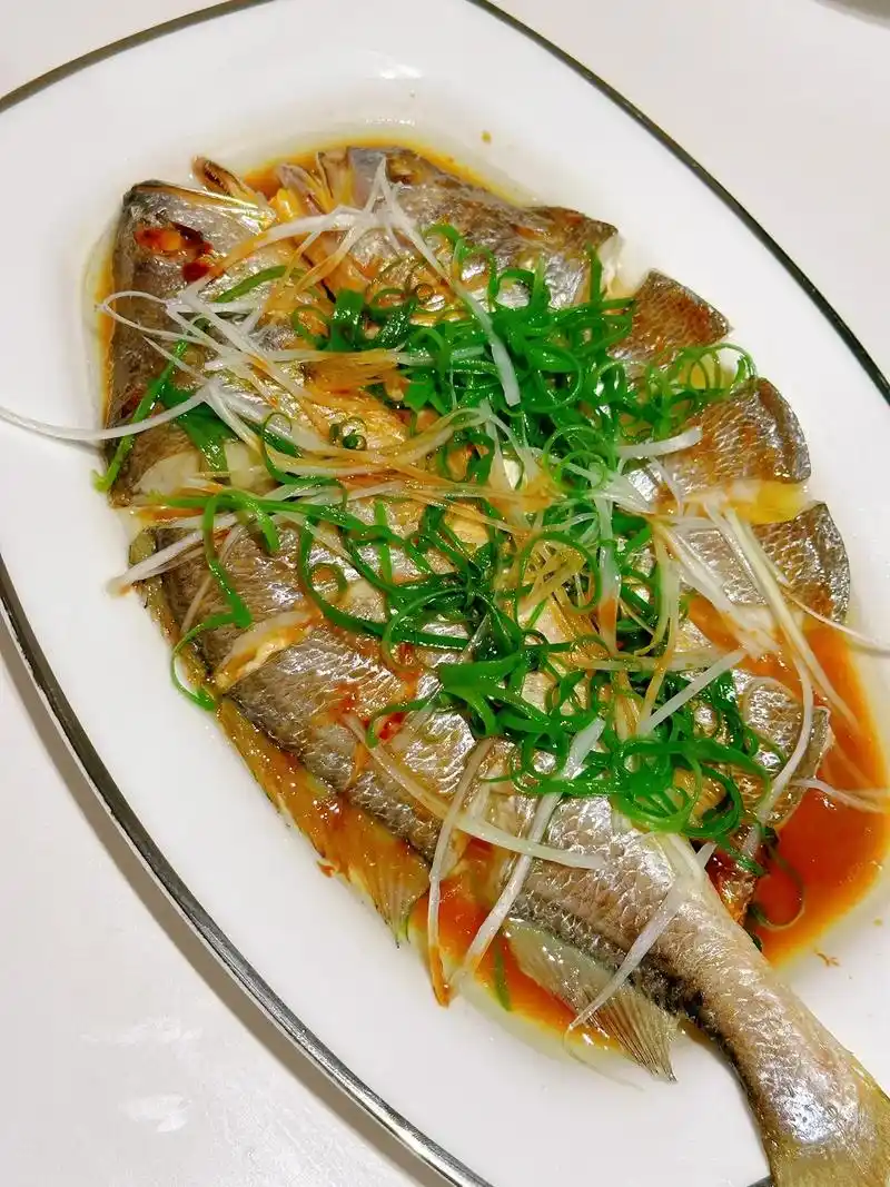零失败的清蒸黄花鱼,年夜饭必备#祝大家年年有鱼 #抖音美食推 - 抖音