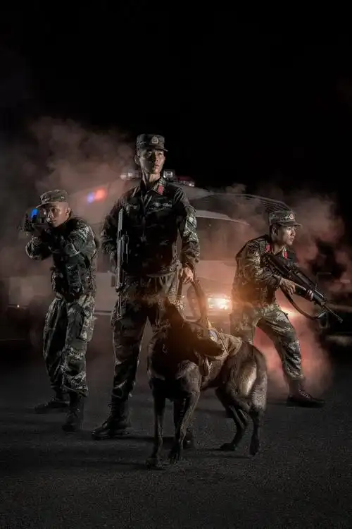 多图| 披荆斩棘的武警战士拍摄超燃大片,每一张都似电影海报