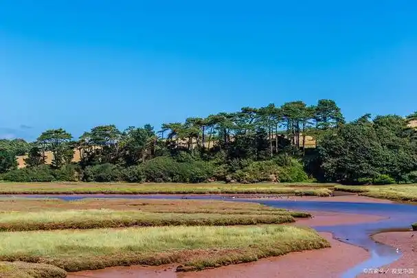 刚果民主共和国,简称刚果(金),位于非洲中部,是非洲第二大国家,也是