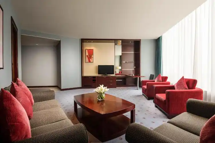 无锡城中皇冠假日酒店 (crowne plaza wuxi city center)
