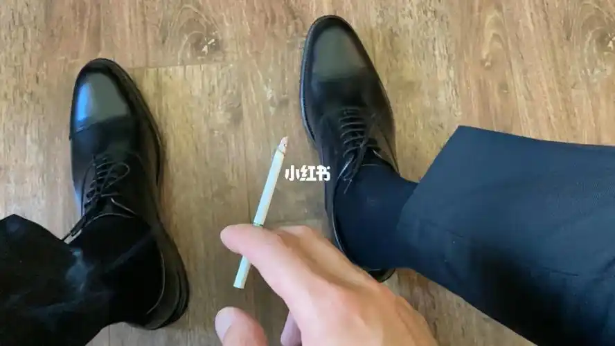 闻闻臭不臭_时尚_鞋子_时尚_鞋靴