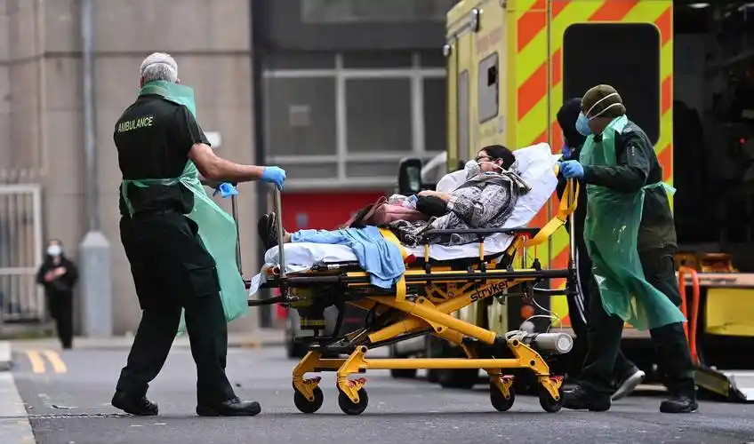 英国一患者持续感染新冠达505天 专家:持续感染中,病毒在不停变异_1人