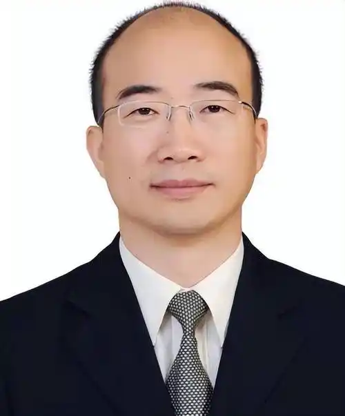 5位厅干(拟)履新,"80后"的他拟任正厅"一把手"_深圳市_青海省_工作