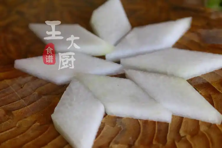 原创冬瓜也能做出花样,配上鹌鹑蛋,别提多好吃,老少皆宜,美味难忘