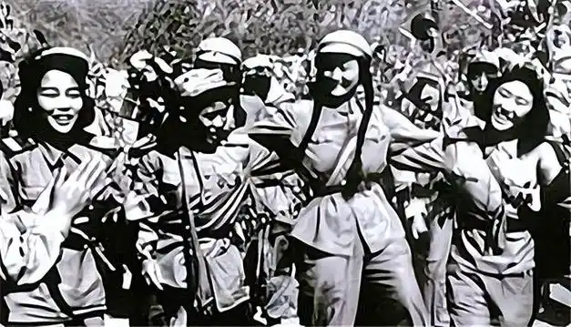 都是儿女,她们却甘愿牺牲自己,为你讲述西路军女战士的悲惨往事