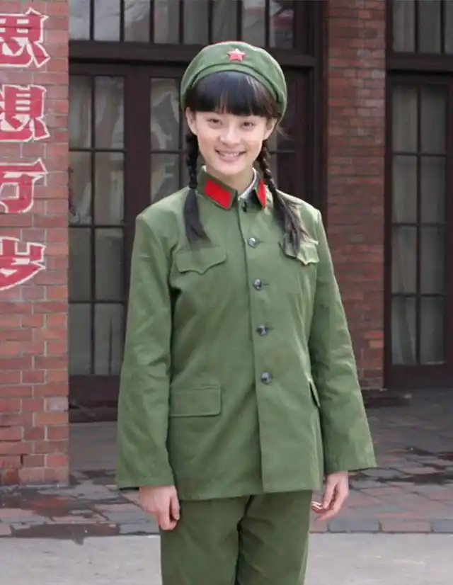 孙俪最初是在陆军部队服役.