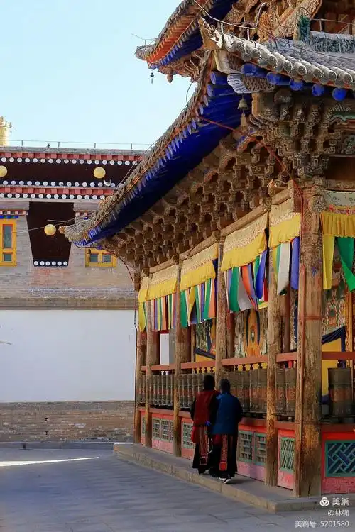 其它 2018年6月愉快的旅程一青海行 写美篇塔尔寺殿宇高低错落,交相