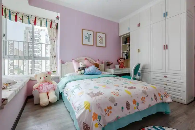 武汉百步龙庭美式四居室装修效果图_160平米5万装修设计案例-武汉房