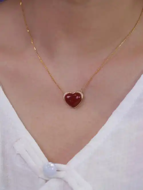 我对你的爱红色心形吊坠