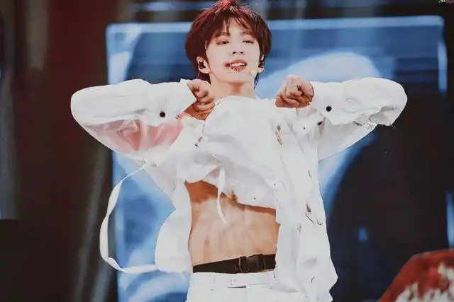 腹肌未打码,究竟谁对是错?