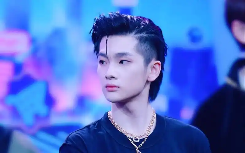 【周震南】谁都别吝啬完整版直拍(苏宁1111嗨爆夜)